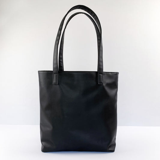 Classic Tote in Midnight