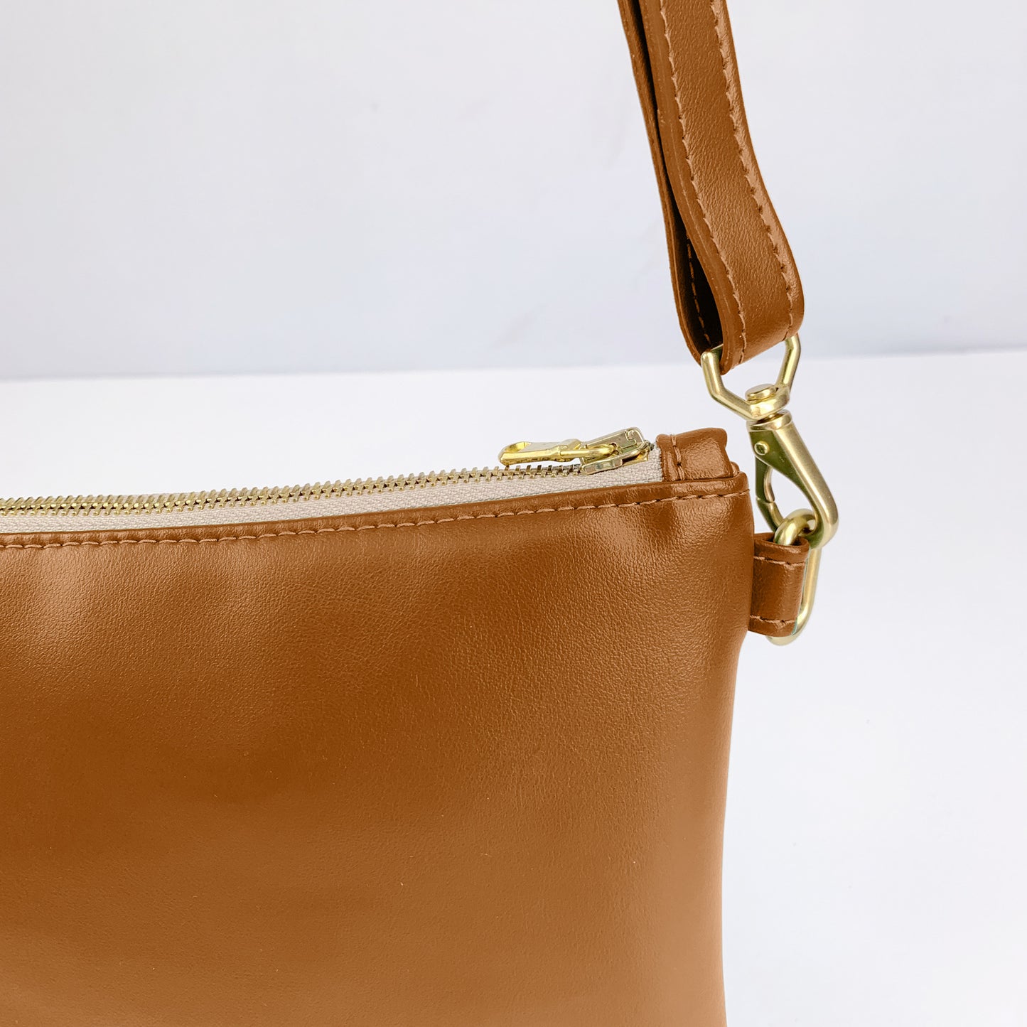 Crossbody Purse in Mesa