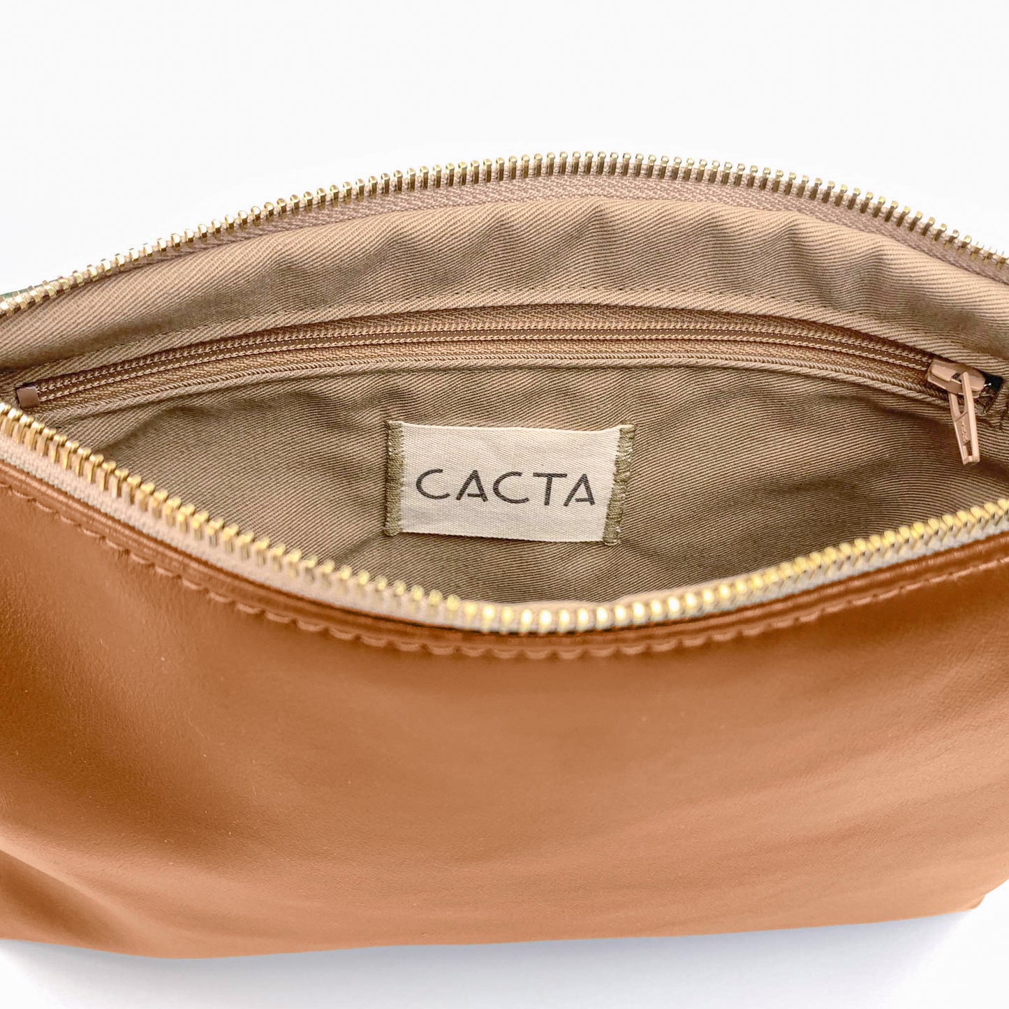 Crossbody Purse in Mesa