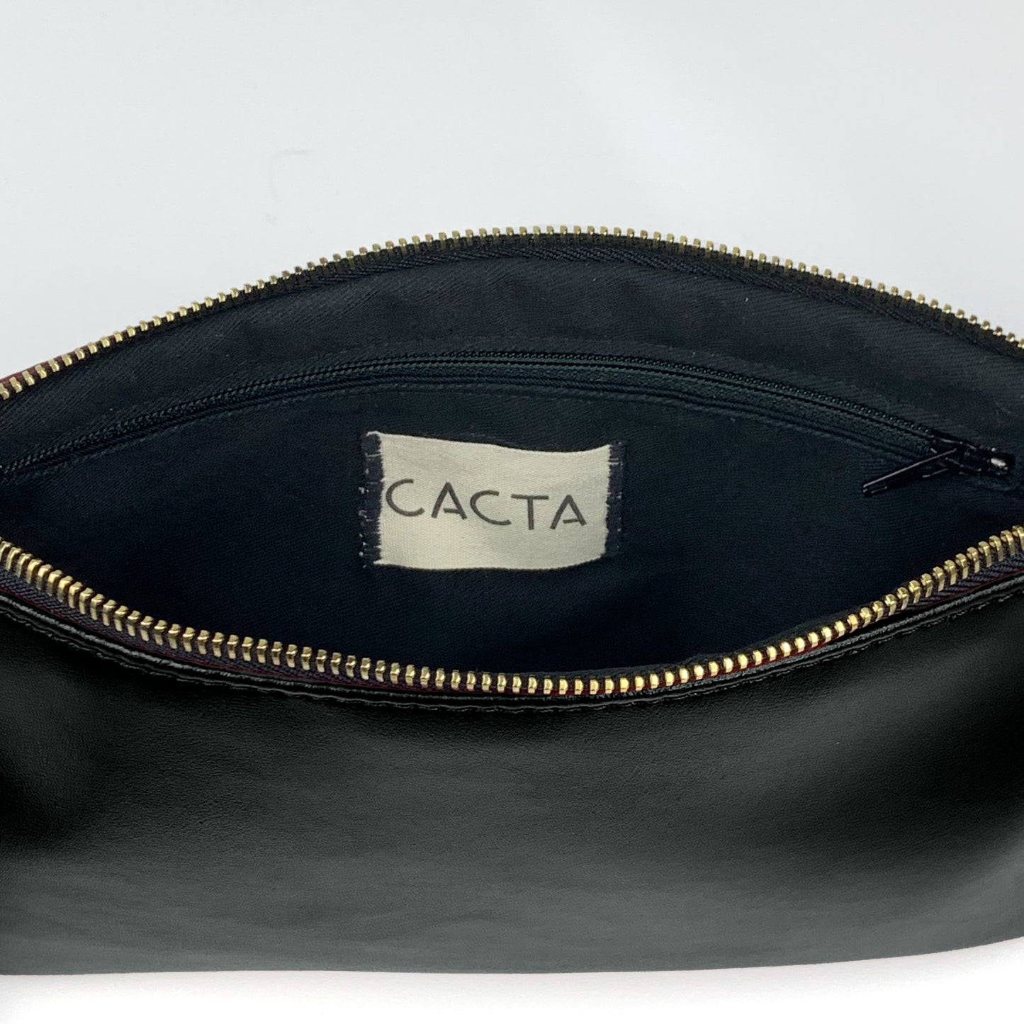 Crossbody Purse in Midnight